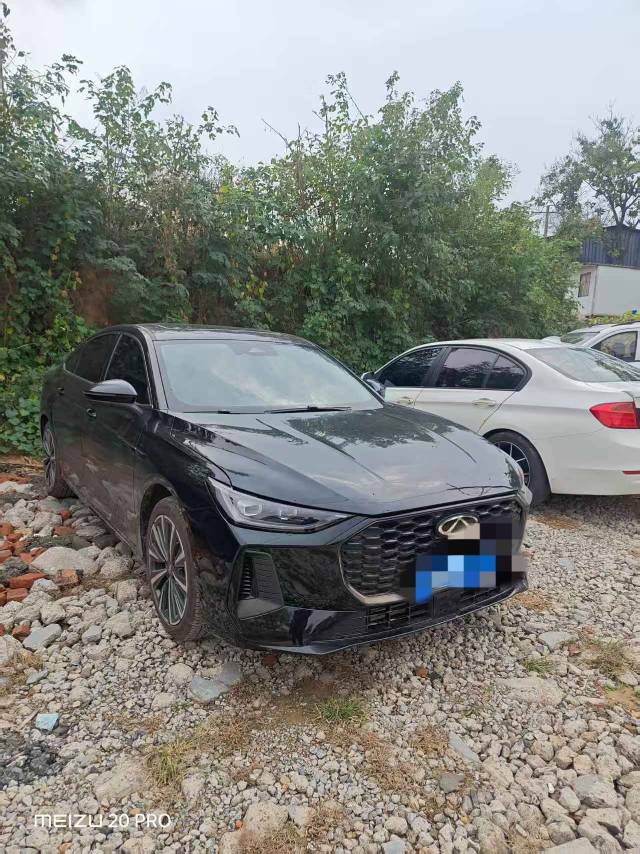 2025 car image #2