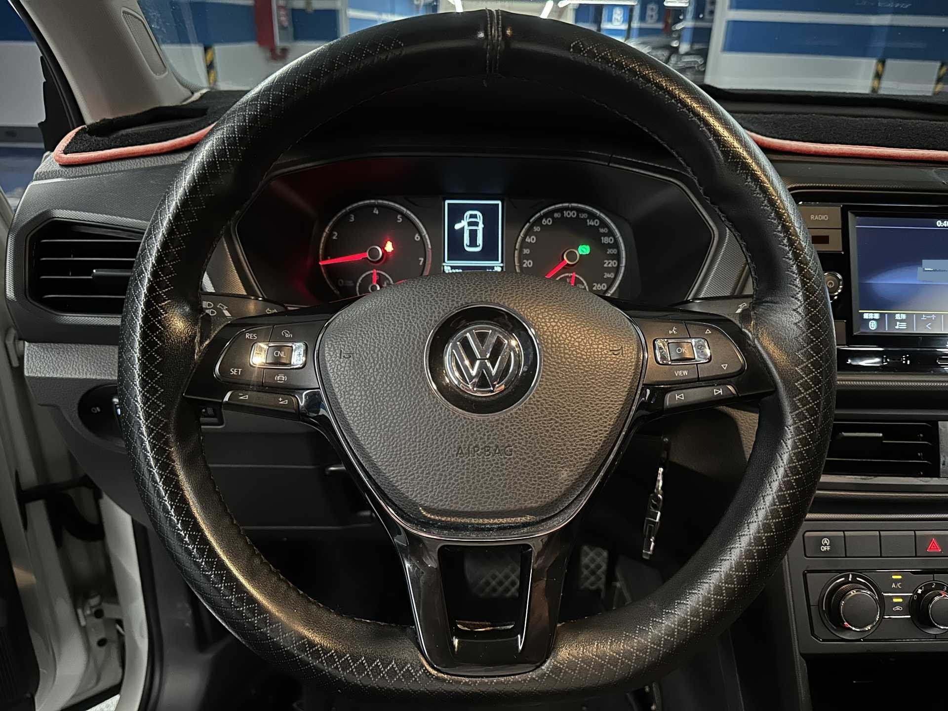 Volkswagen T-Cross 2020 #17 Volkswagen T-Cross 2020 صورة سيارة #17