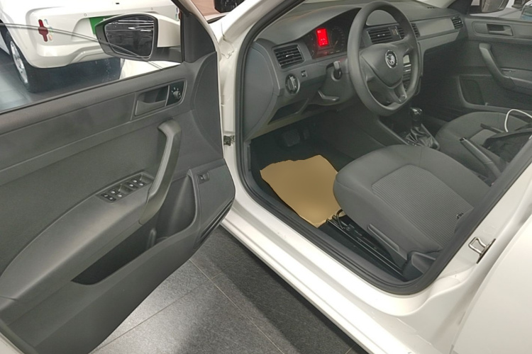 Volkswagen Santana 2021 car image #16