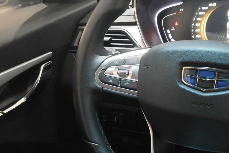 GEELY Binray 2019 immagine di auto #20