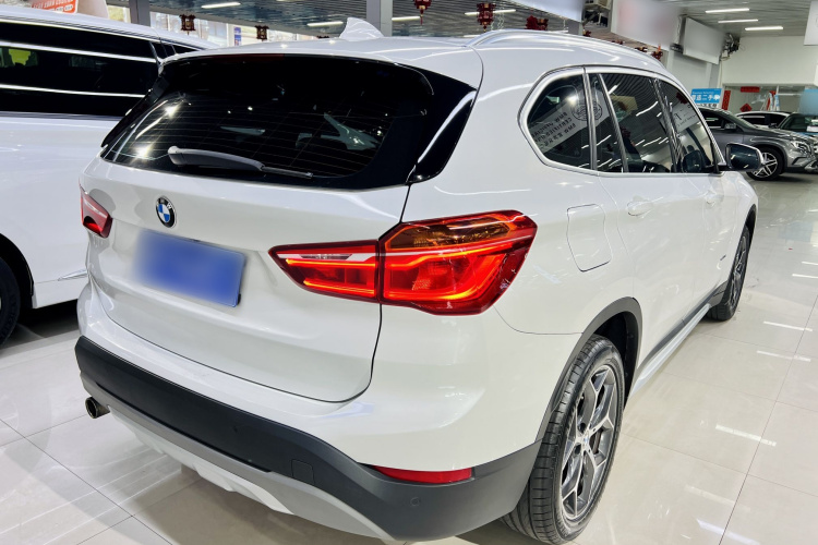 BMW X1 2017 #7 BMW X1 2017 car image #7