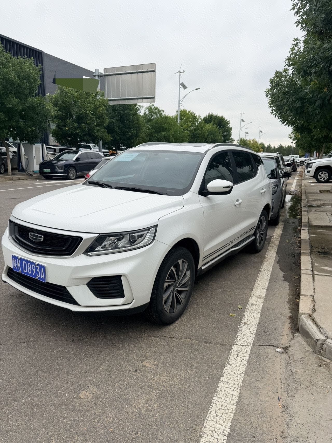 GEELY Vision X6 2020 GEELY Vision X6 2020 car image