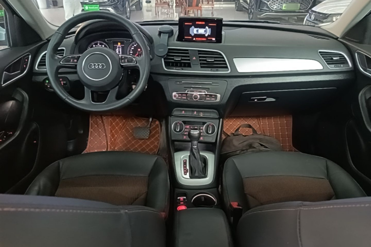 Audi Q3 2018 #15 Audi Q3 2018 car image #15