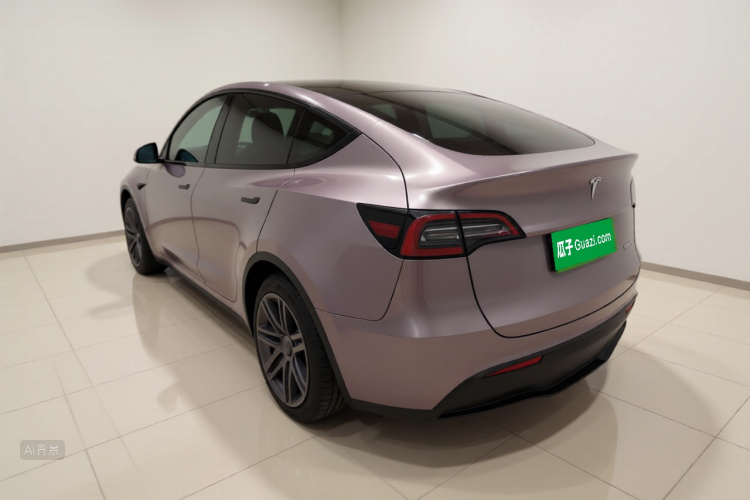 Tesla Model Y 2023 #5 Tesla Model Y 2023 car image #5