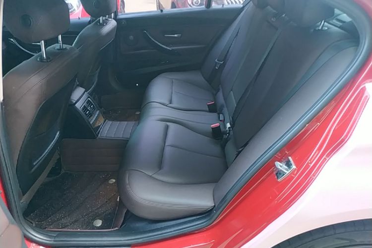 BMW 3 Series 2018 #17 BMW 3 Series 2018 car image #17