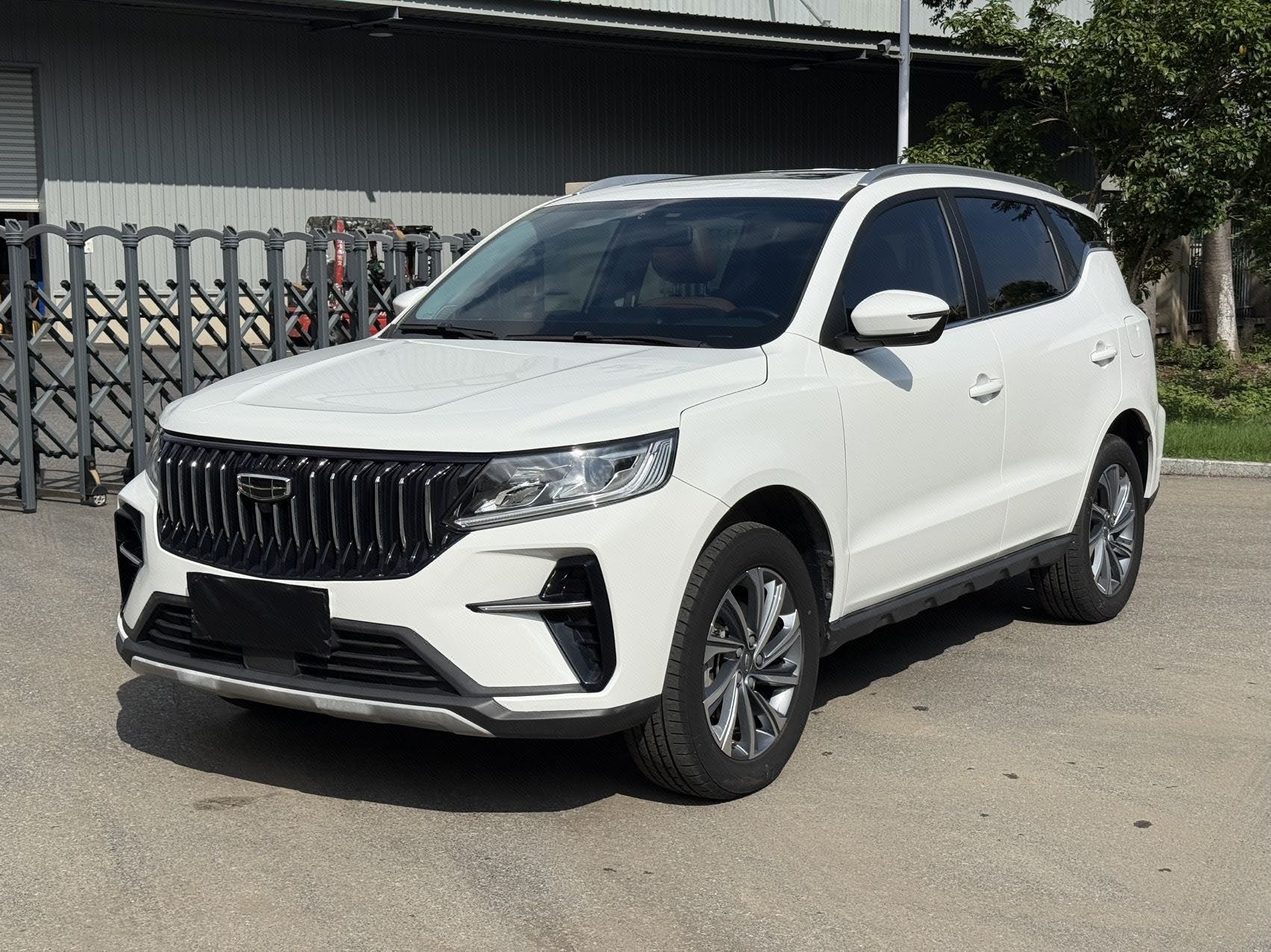 GEELY Vision X6 2024 car image 