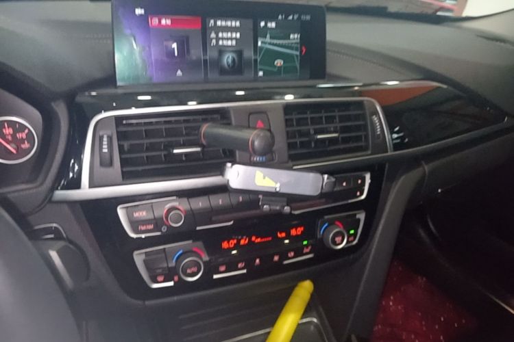 BMW 3 Series 2019 #17 BMW 3 Series 2019 car image #17