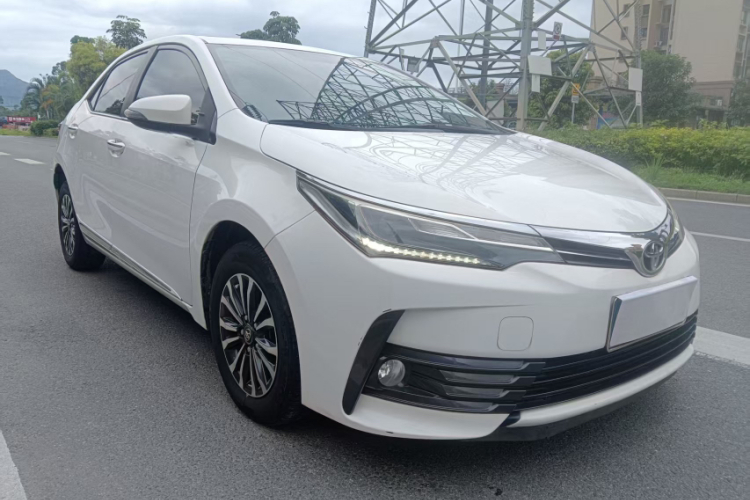 Toyota Corolla 2019 #7 Toyota Corolla 2019 car image #7