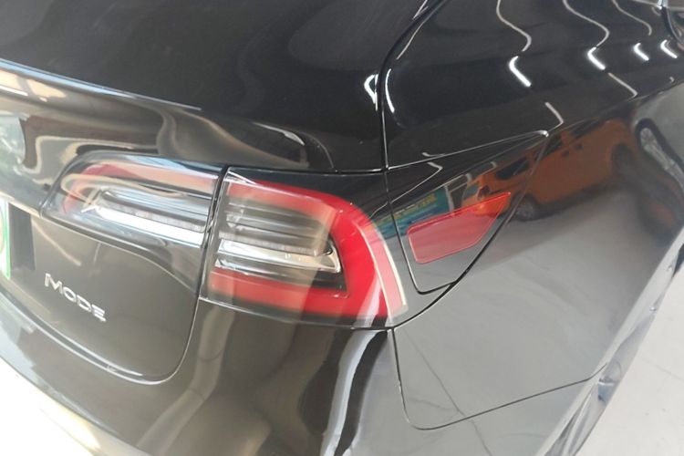 Tesla Model 3 2020 car image #8