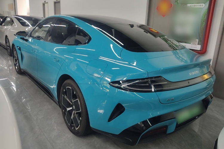 MI SU7 2025 car image #5