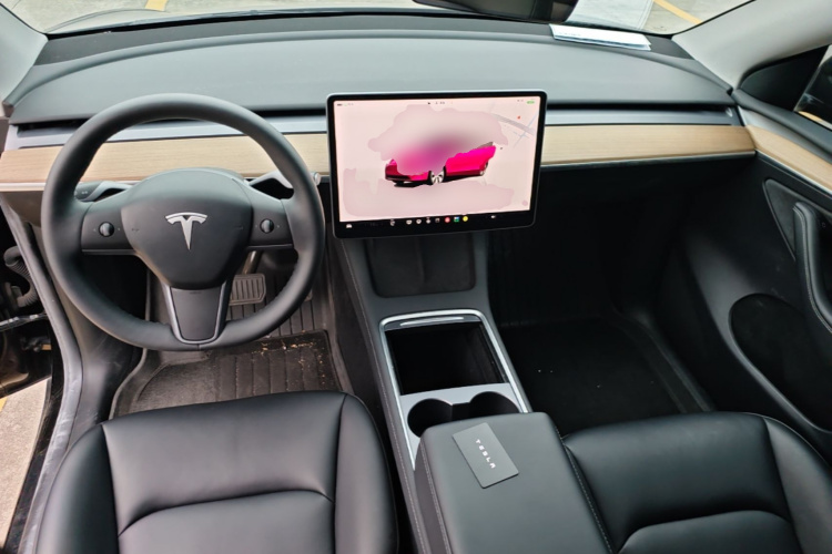 Tesla Model Y 2022 #10 Tesla Model Y 2022 car image #10