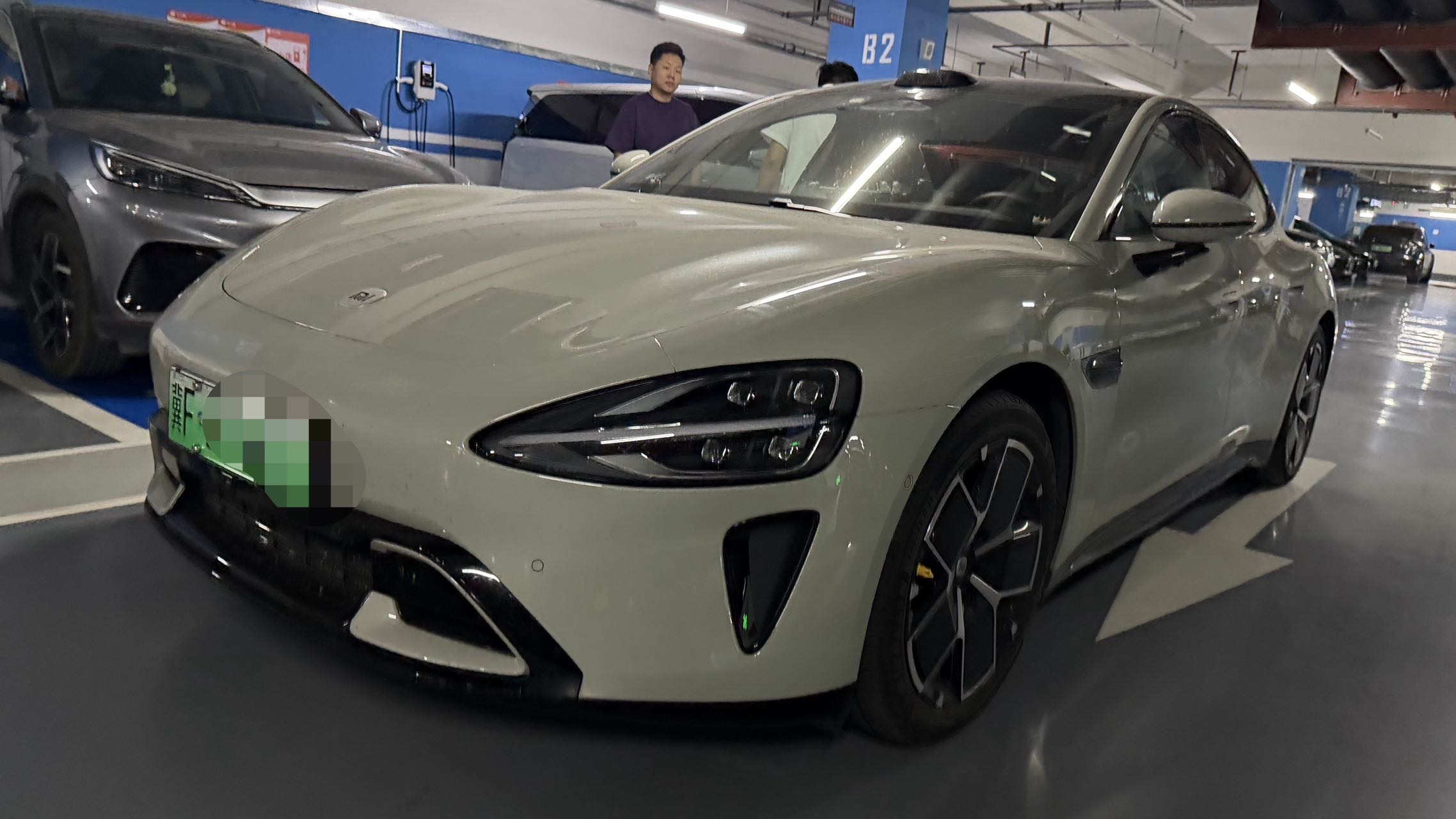 MI SU7 2025 car image 