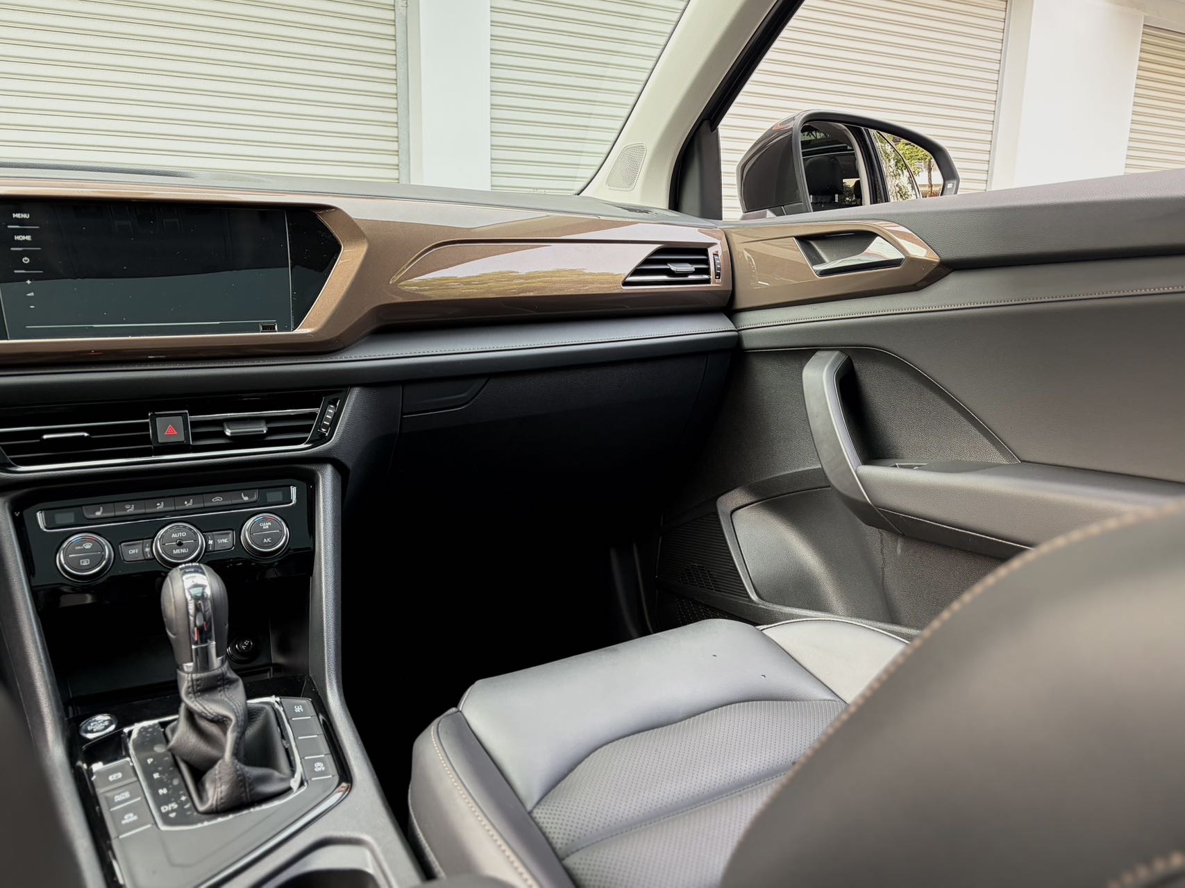 Volkswagen Tharu 2020 car image #7