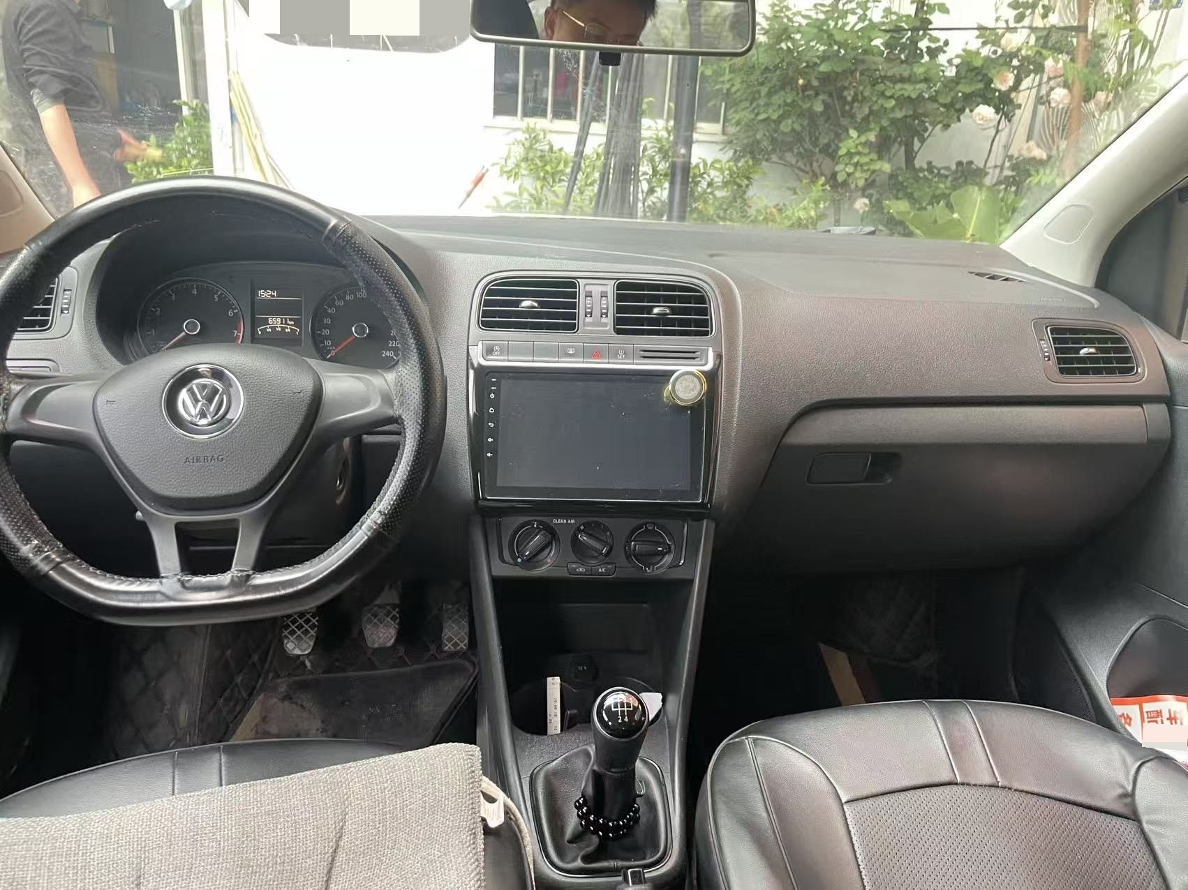 Volkswagen Polo 2018 car image #5