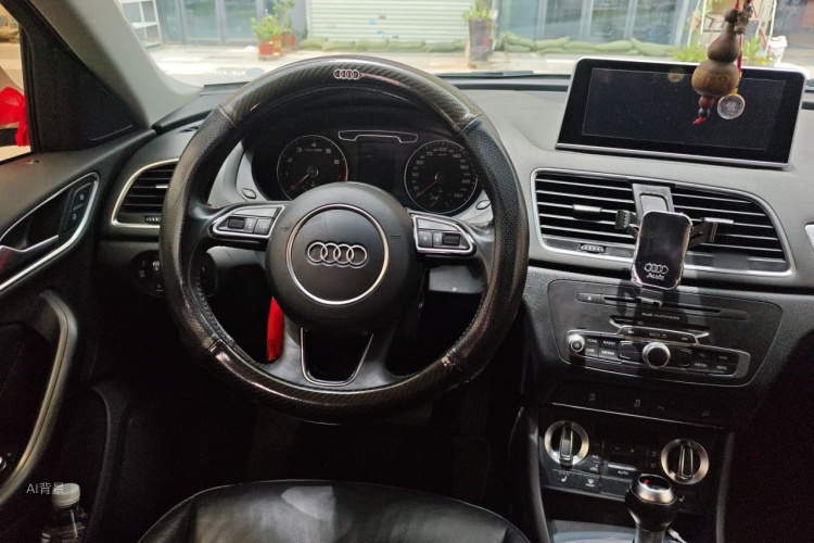 Audi Q3 2015 #12 Audi Q3 2015 car image #12