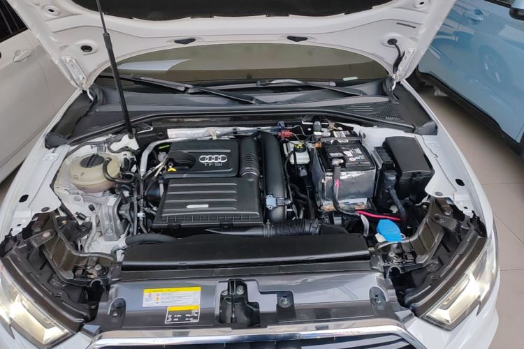 Audi A3 2017 car image #20