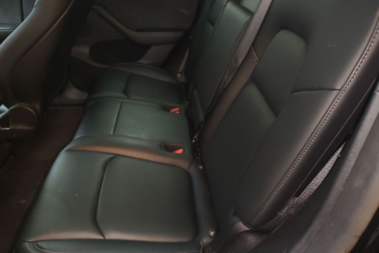Tesla Model Y 2023 #17 Tesla Model Y 2023 car image #17