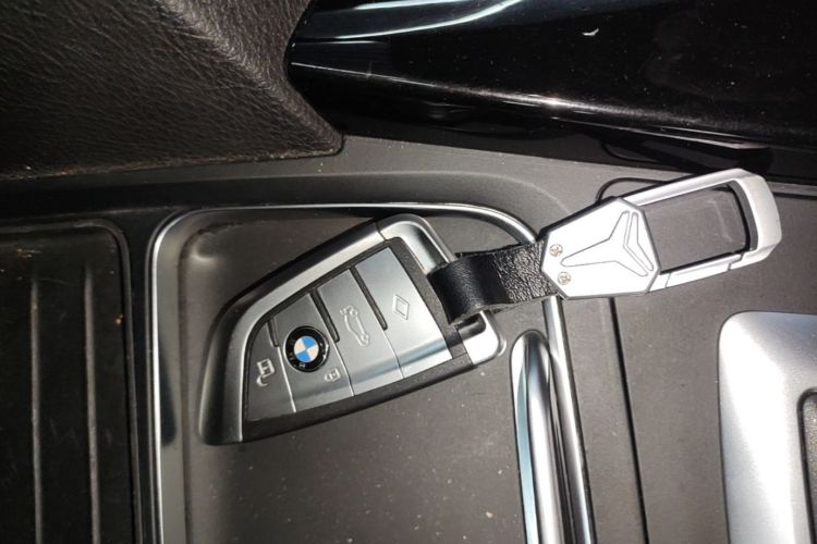 BMW 3 Series GT 2020 #9 BMW 3 Series GT 2020 car image #9