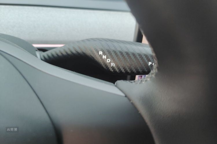 Tesla Model Y 2024 imagem de carro #16