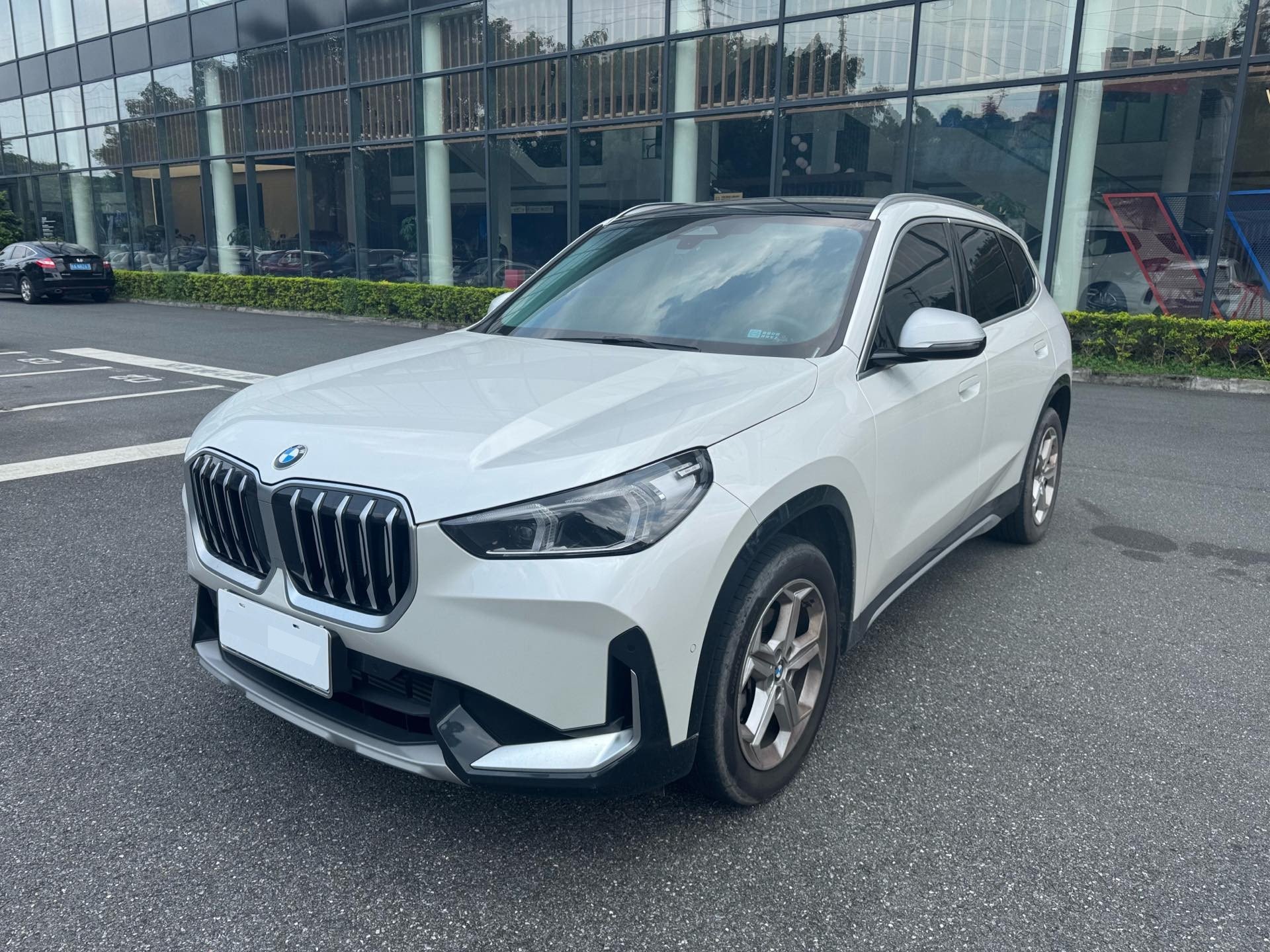 BMW X1 2023 BMW X1 2023 car image
