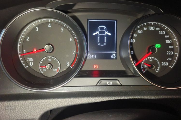 Volkswagen Golf 2017 car image #14