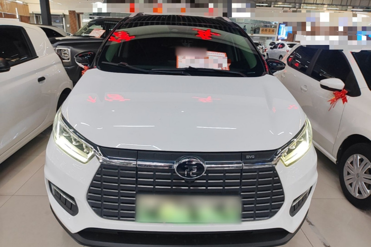 BYD Yuan New Energy 2019 immagine di auto #3