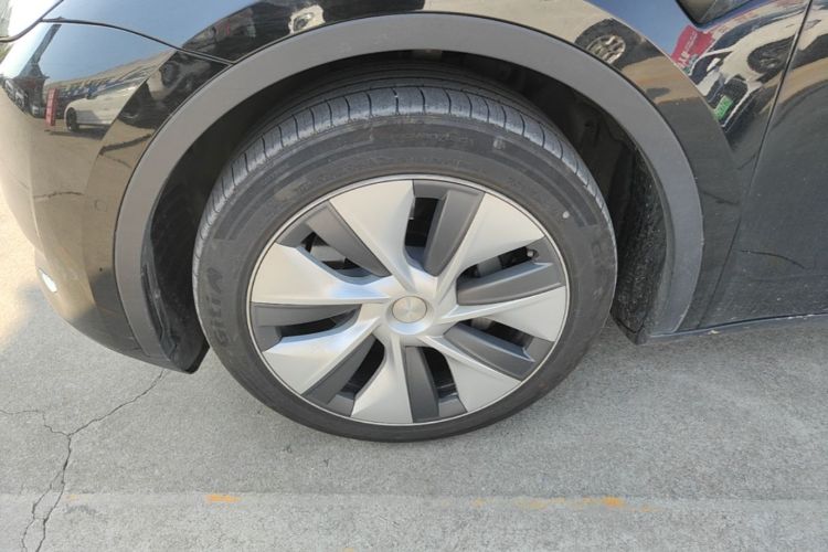 Tesla Model Y 2022 #9 Tesla Model Y 2022 immagine di auto #9