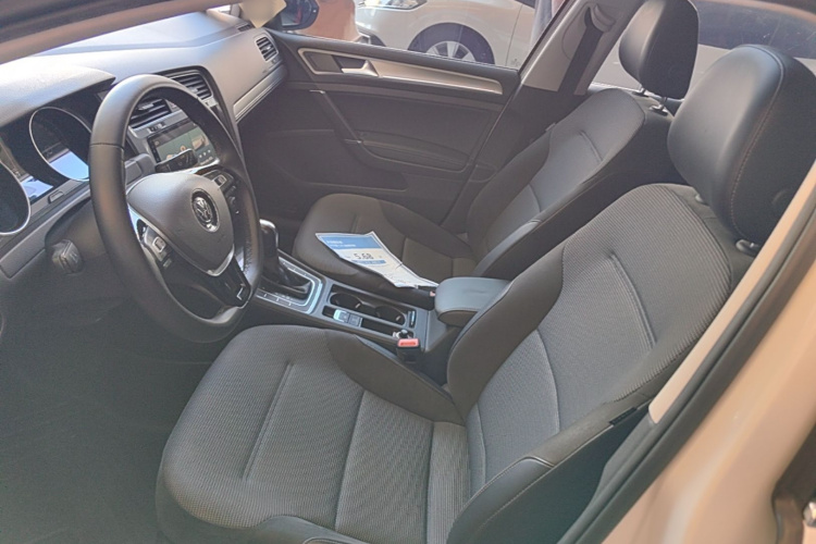 Volkswagen Golf 2018 #19 Volkswagen Golf 2018 car image #19