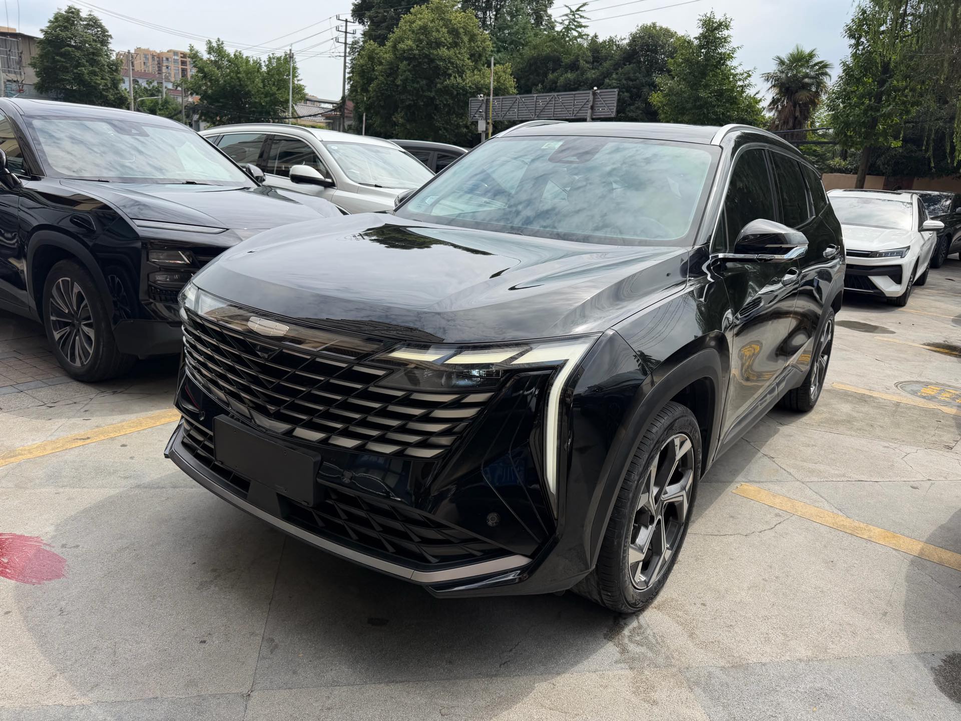 GEELY Boyue L 2023 car image 