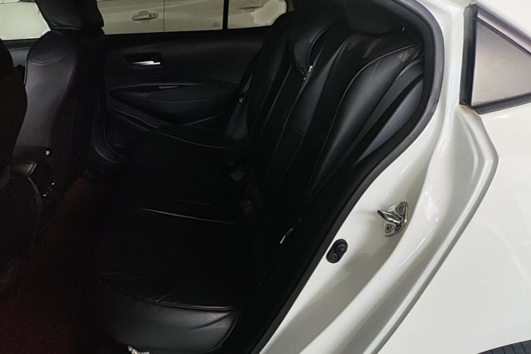 Toyota Corolla 2020 car image #17