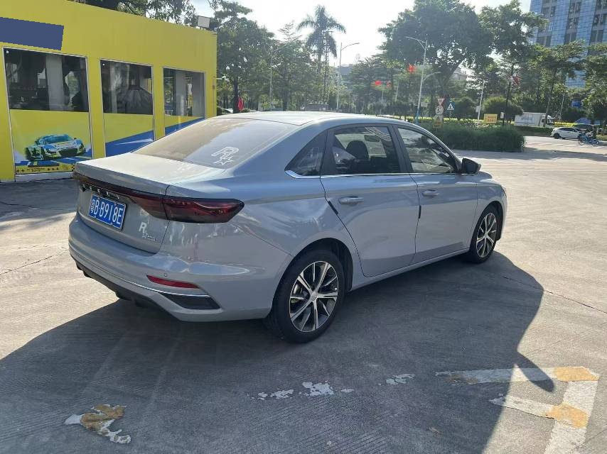 GEELY Emgrand 2024 #2 GEELY Emgrand 2024 car image #2