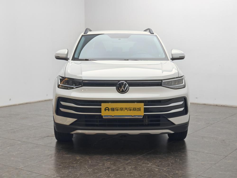 Volkswagen Tharu 2024 car image #2