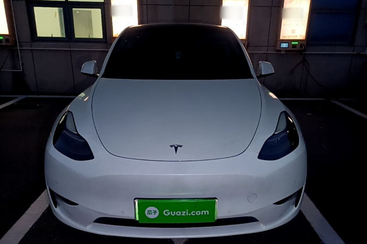 Tesla Model Y 2023 #3 Tesla Model Y 2023 immagine di auto #3