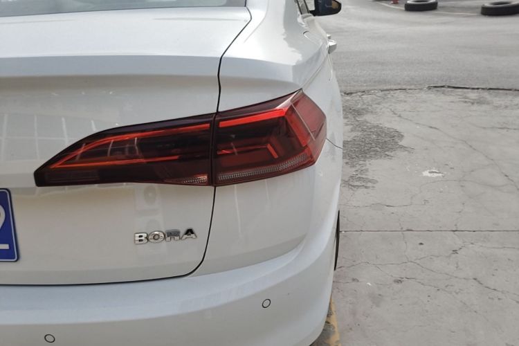 Volkswagen Bora 2020 car image #8