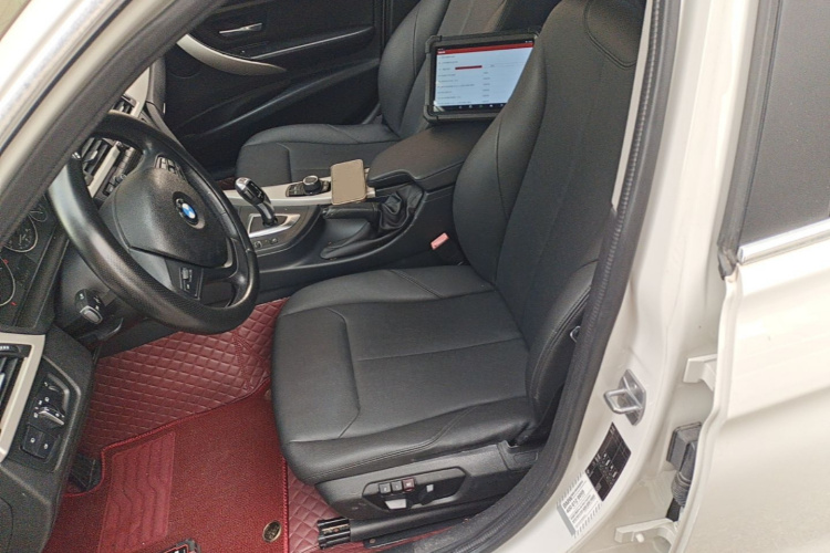 BMW 3 Series 2015 car image #15
