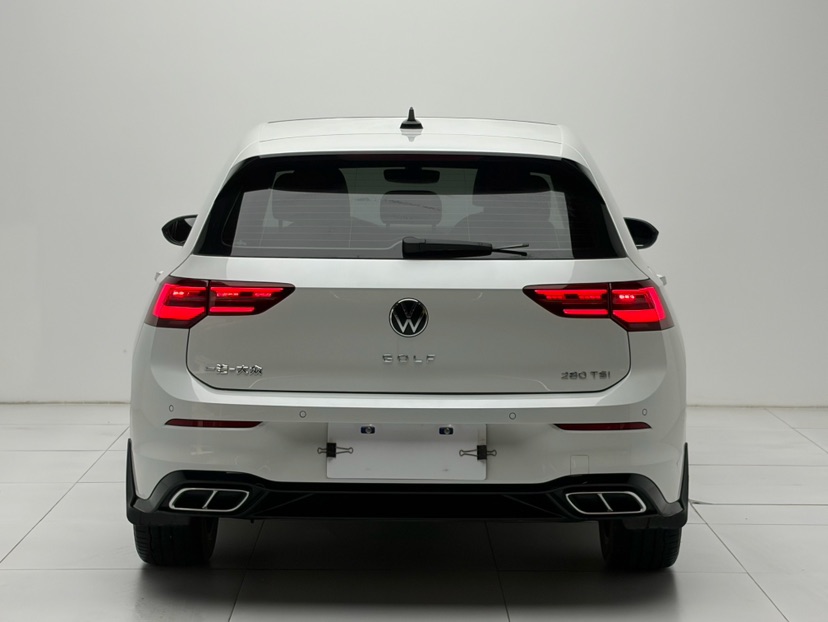 Volkswagen Golf 2023 car image #7