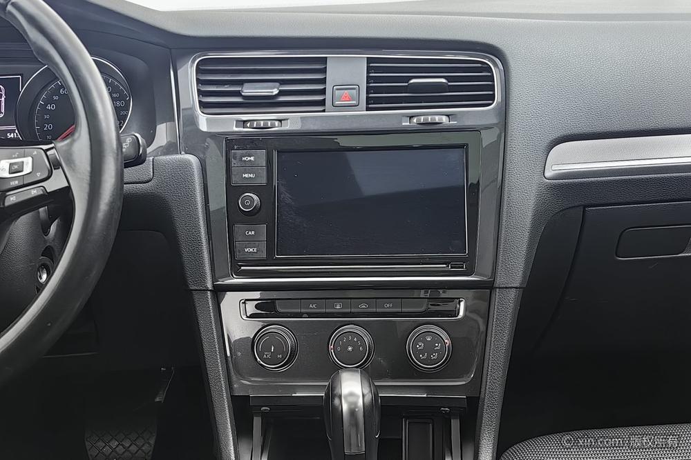 Volkswagen Golf 2019 immagine di auto #12