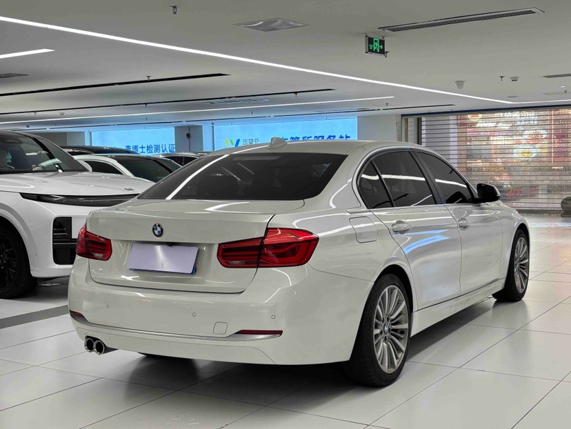 BMW 3 Series 2019 #9 BMW 3 Series 2019 car image #9
