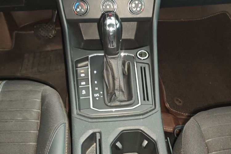 Volkswagen Lavida 2021 #14 Volkswagen Lavida 2021 car image #14