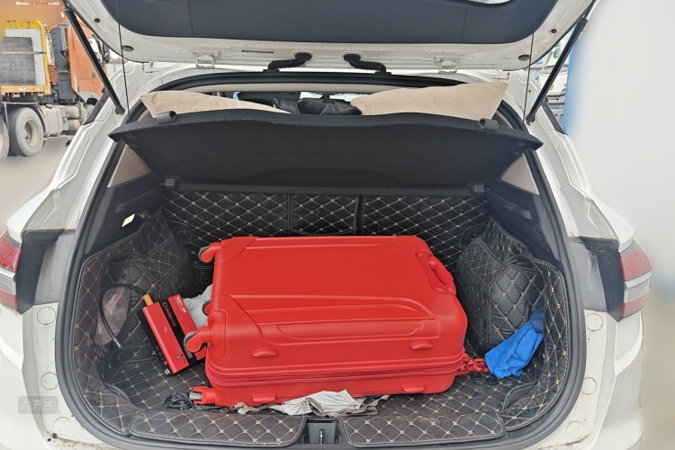 GEELY Coolray 2019 #21 GEELY Coolray 2019 car image #21