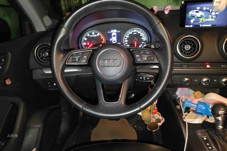 Audi A3 2018 car image #12