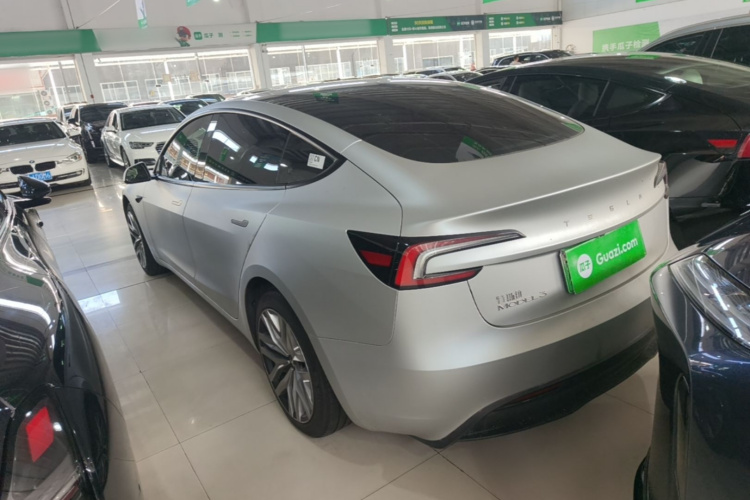 Tesla Model 3 2024 #5 Tesla Model 3 2024 immagine di auto #5