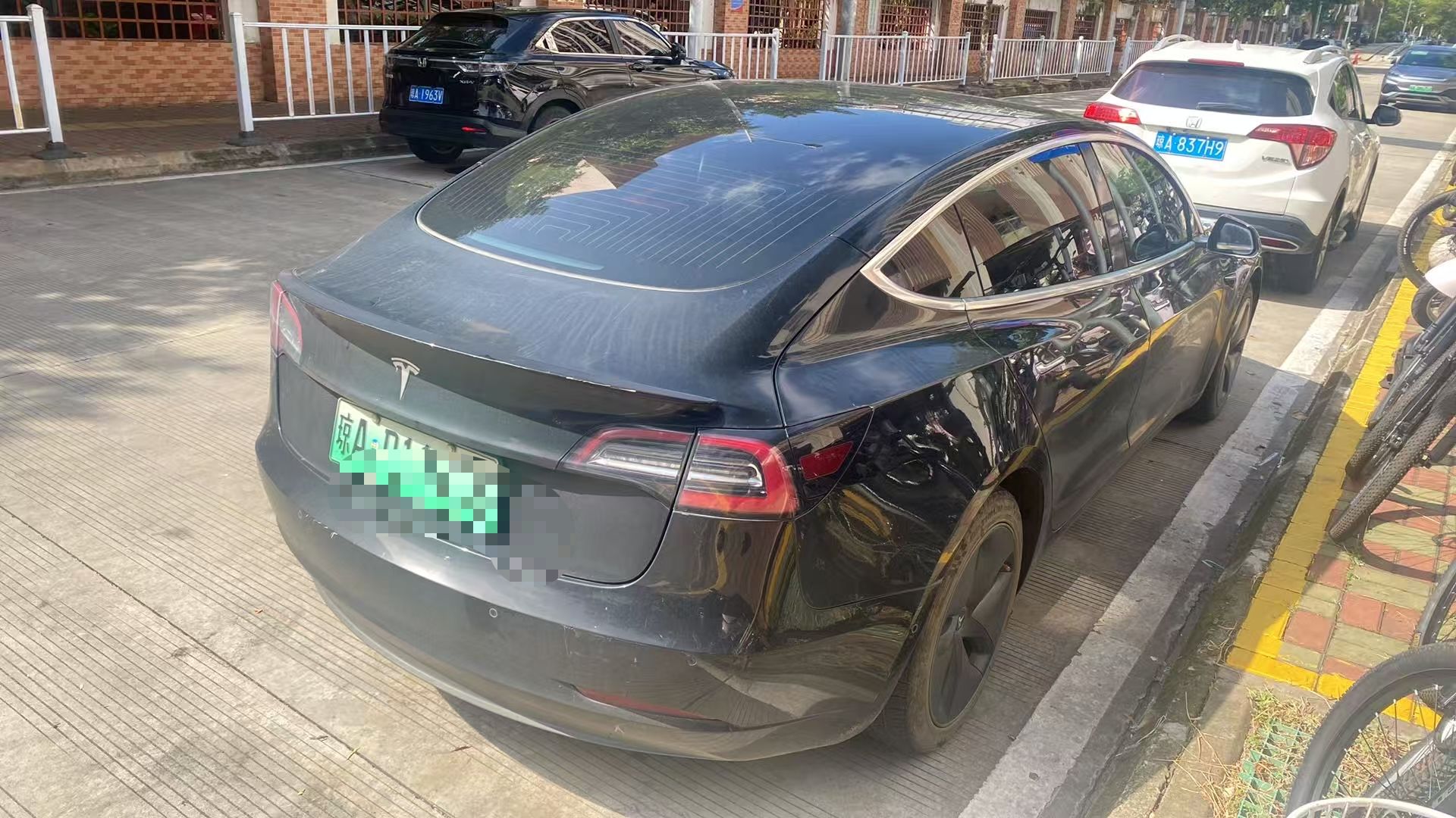 Tesla Model 3 2021 car image #5