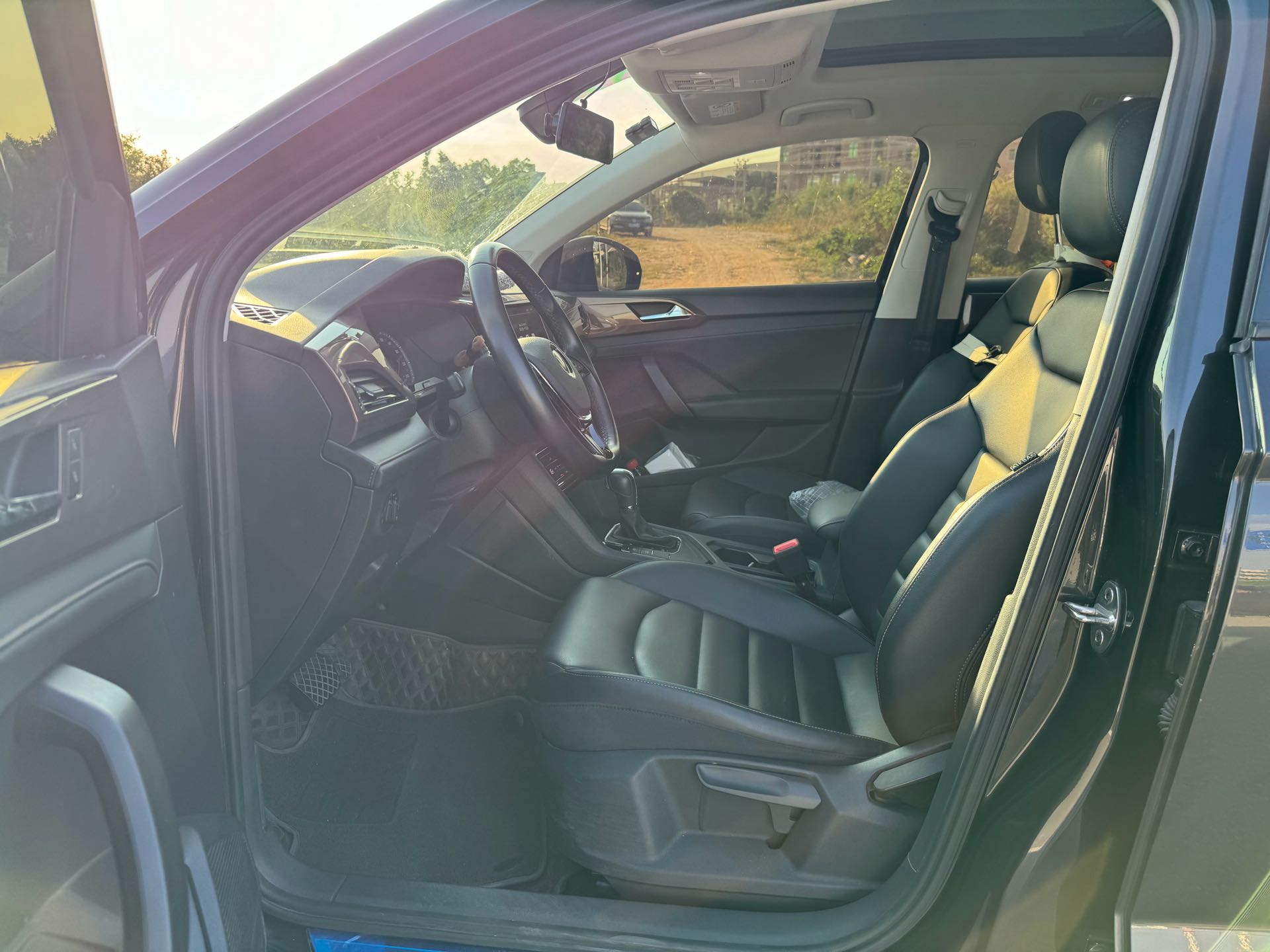 2021 immagine di auto #4