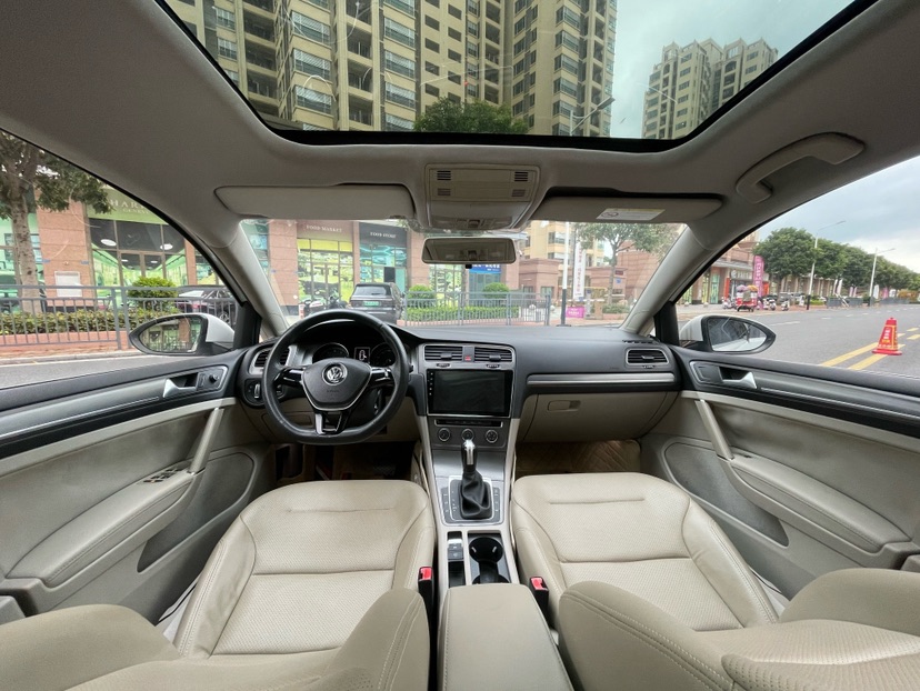 Volkswagen Golf 2015 car image #5