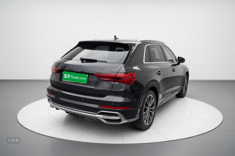 Audi Q3 2020 car image #7