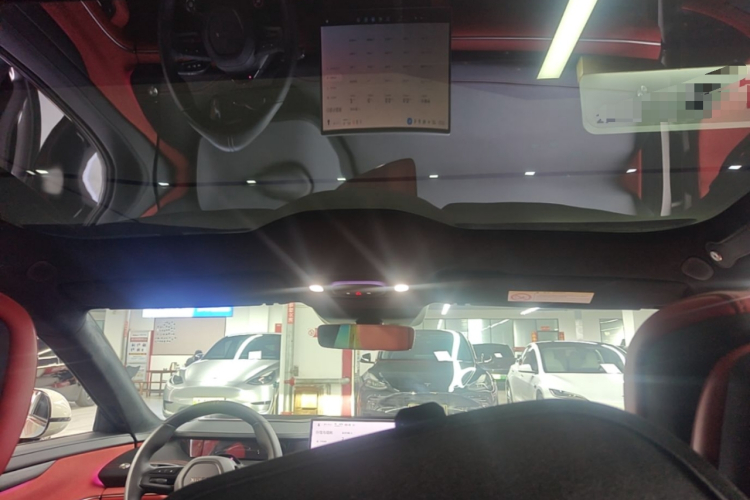 MI SU7 2024 car image #18