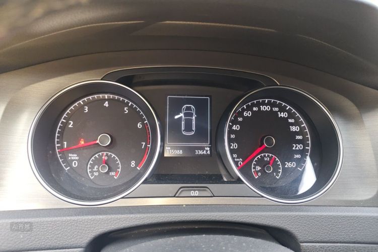 Volkswagen Golf 2015 car image #13
