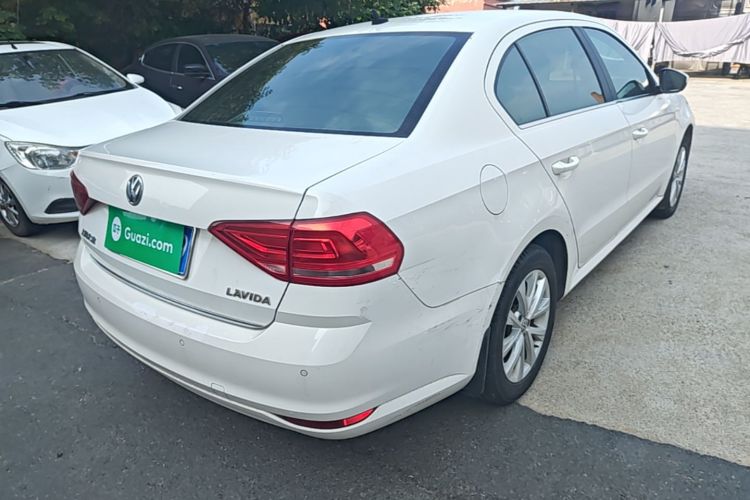 Volkswagen Lavida 2016 car image #7