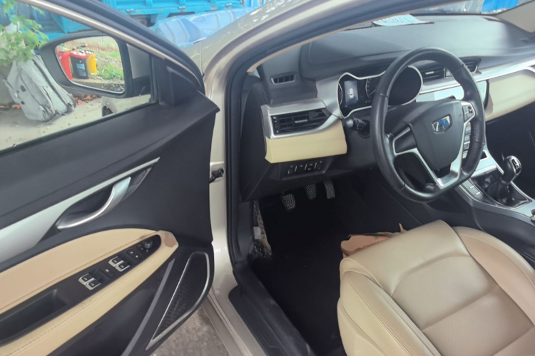 GEELY Emgrand 2018 #16 GEELY Emgrand 2018 car image #16